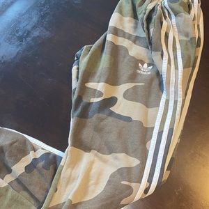 Adidas Camo Sweatpants